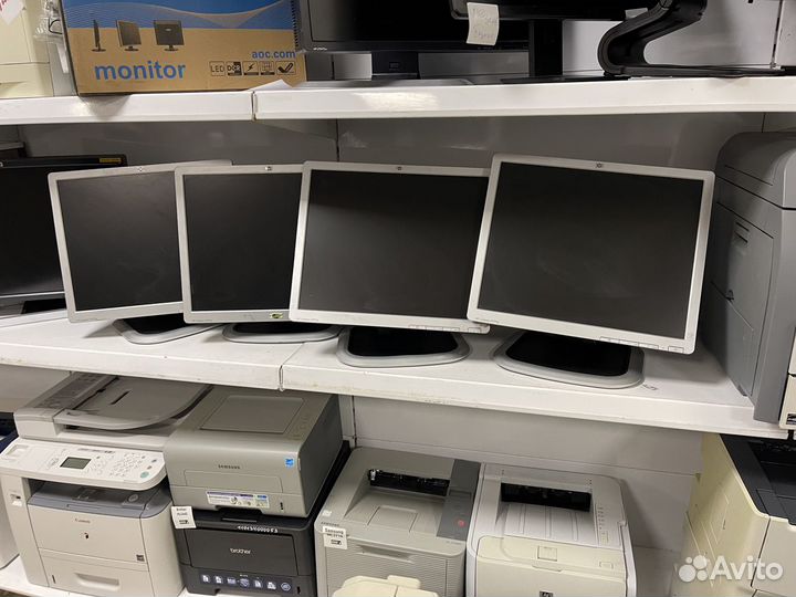 ЖК монитор 19