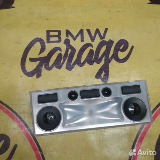 Bmw e60 e61 lci плафон освещения передний