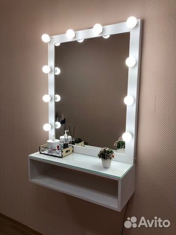 Гримерное зеркало с подсветкой новое