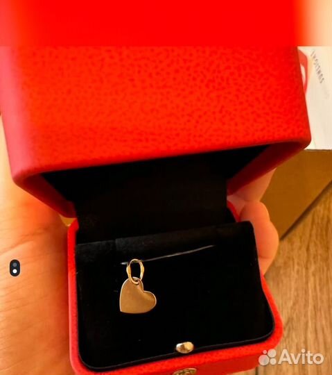 Золотая подвеска