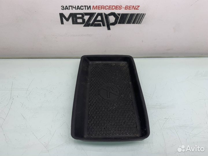 Коврик пепельницы Mercedes W212 E 212