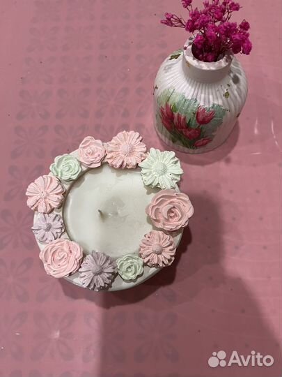 Свеча Ароматическая свеча в подсвечнике