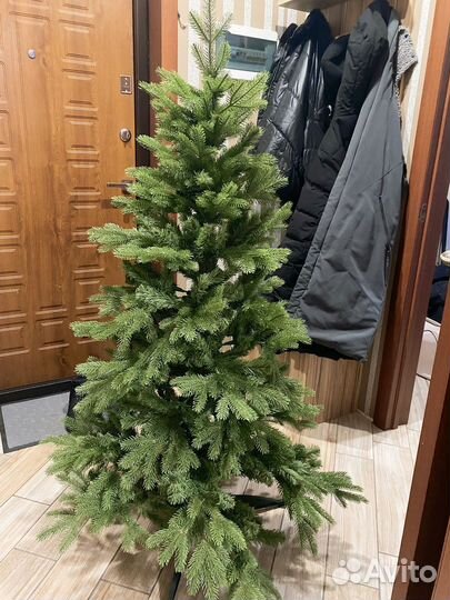 Ель искуственная