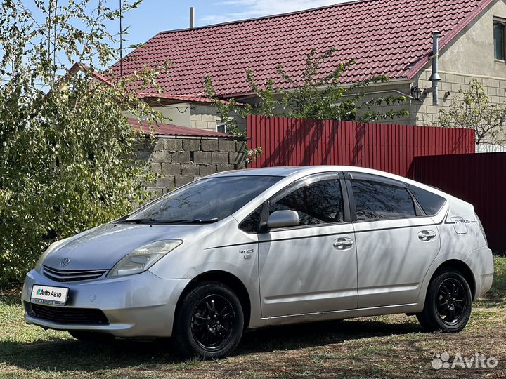 Toyota Prius 1.5 CVT, 2010, 349 000 км