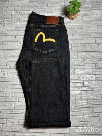 Джинсы evisu черные