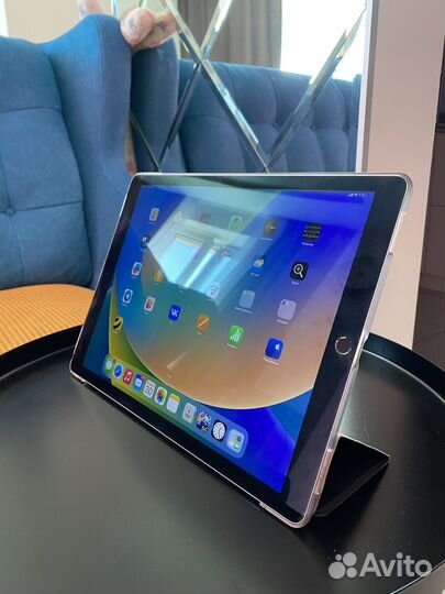 iPad pro 128GB + чехол