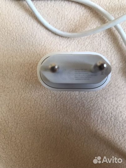 Зарядка на iPhone 20w