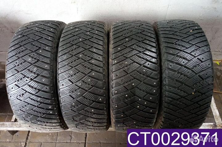 Goodyear Ultragrip Ice Arctic 215/55 R16 96T