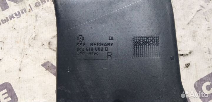 Воздуховод правый Volkswagen Golf 5