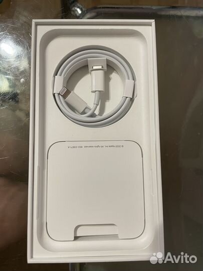 Телефон iPhone 11 128 gb