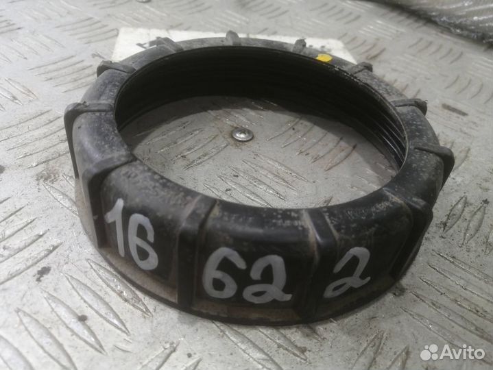 Гайка бензонасоса 1734379900