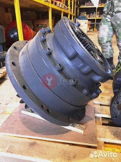 Редуктор поворота Doosan K1033589