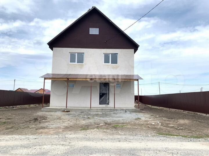 Дом 139,2 м² на участке 4 сот.