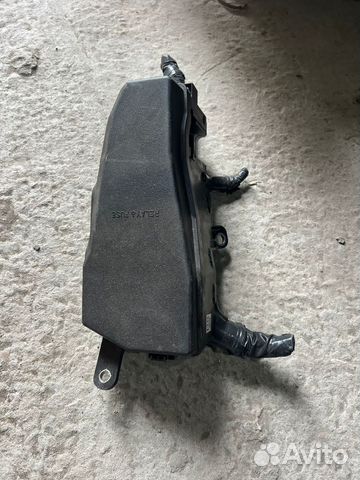 Блок предохранителя Toyota camry v70