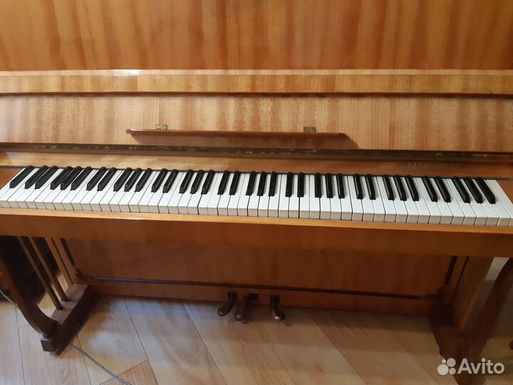 Продам пианино