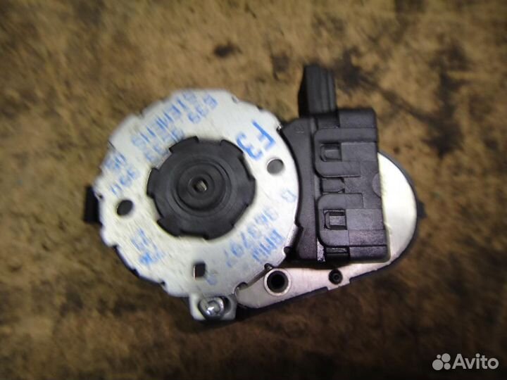 Моторчик заслонки печки BMW 5 E39