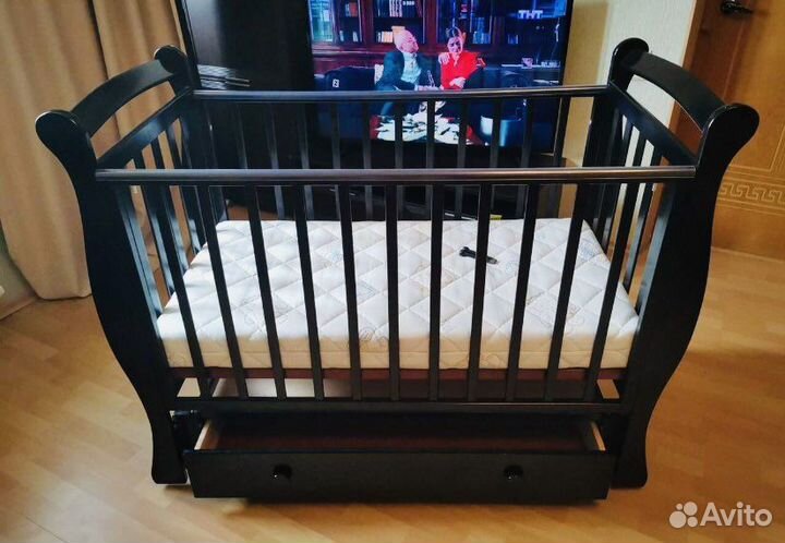 Кроватка с маятником Лель,Кубаночка-7