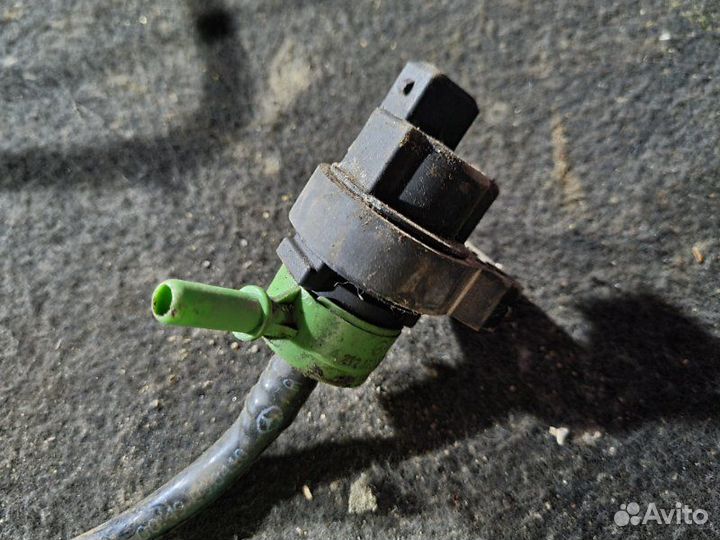 Клапан электромагнитный Mercedes-Benz E-Klass W212