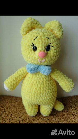 Мягкая вязаная игрушка