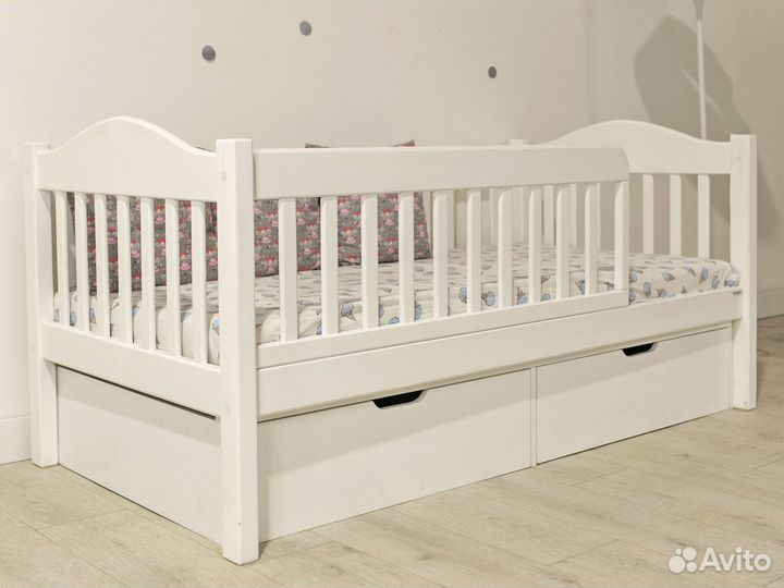 Детская односпальная кровать