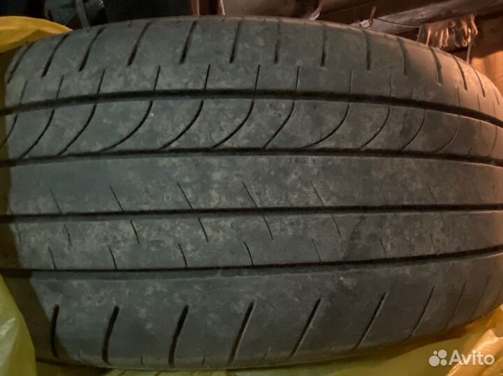 Bridgestone Dueler H/L 33A 235/55 R20