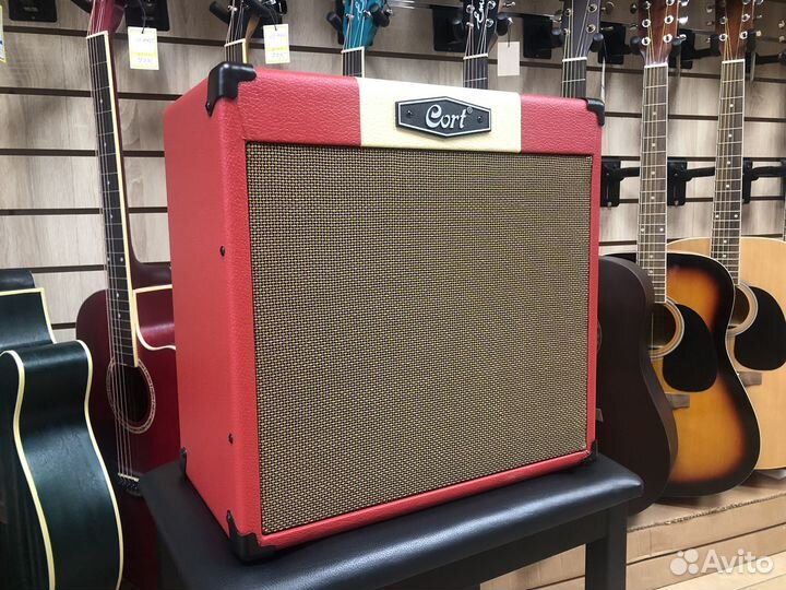 Комбоусилитель Cort CM30R-EU-DR 30 Вт (красный)