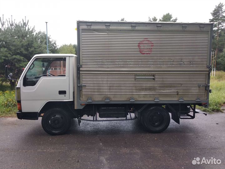 Mitsubishi Fuso Canter, 1988