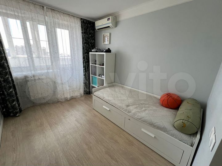 2-к. квартира, 51 м², 9/10 эт.