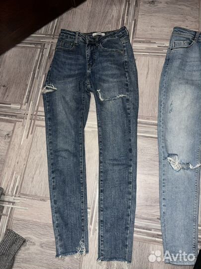 Джинсы
