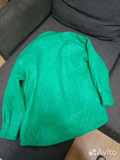 Sela рубашка из эко-кожи размер M