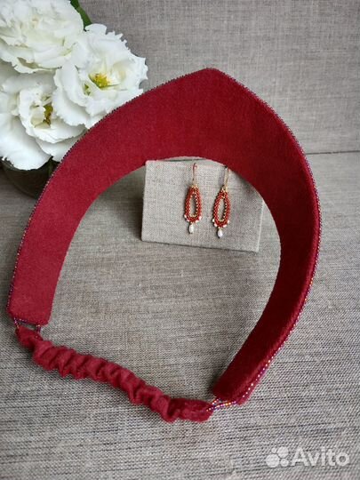 Кокошник ручной работы