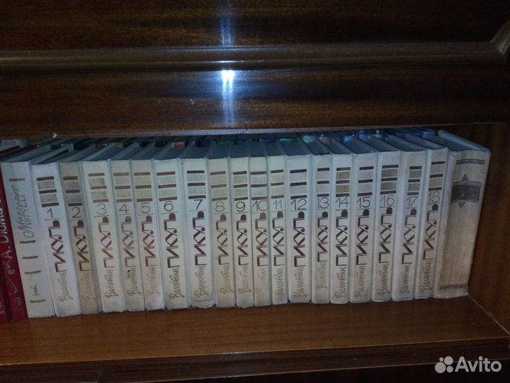 Продам книги