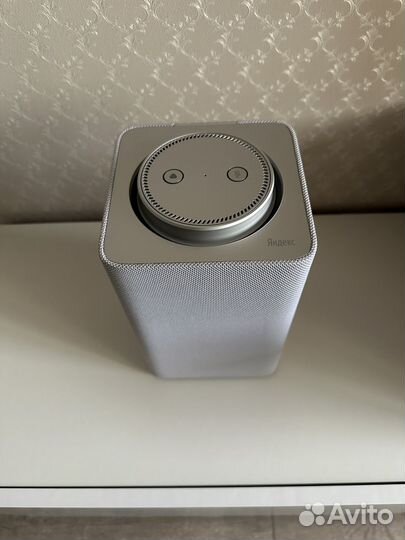 Яндекс станция Макс