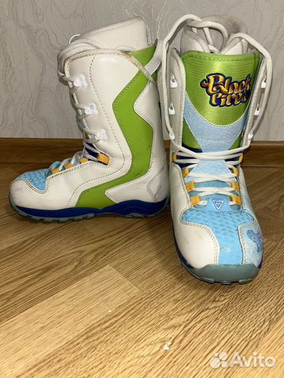 Сноуборд комплект (ботинки, крепление, доска)