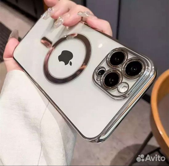 Магнитный чехол на iPhone 14