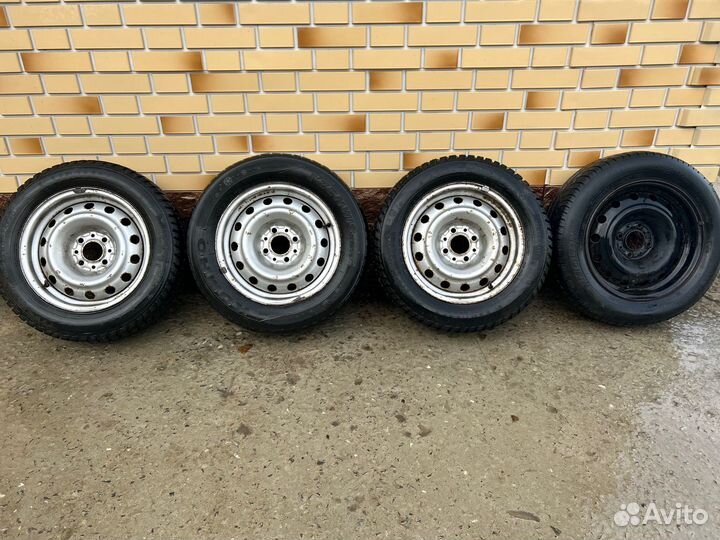 Kumho I'Zen Wis KW19 185/65 R15