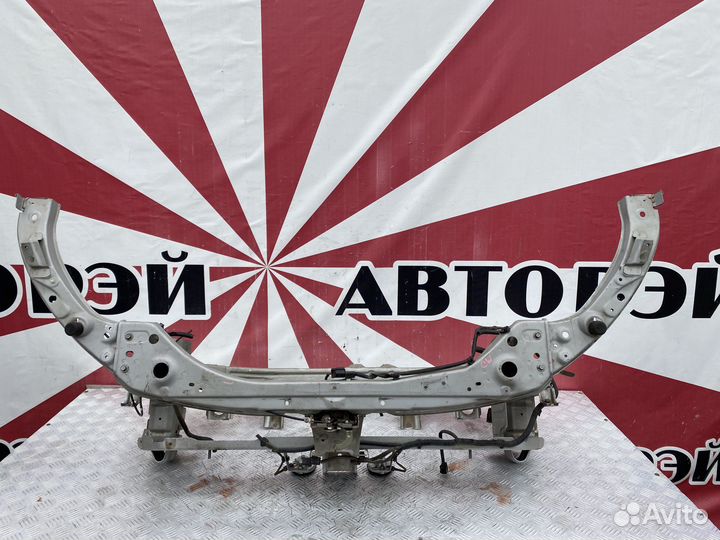 Передняя панель Mitsubishi Outlander XL