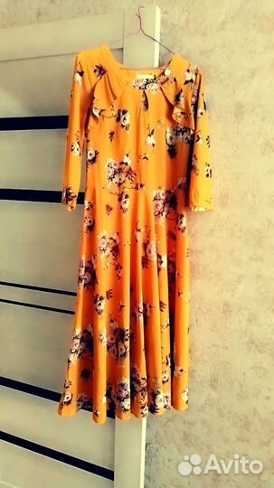 Платье женское 46 48