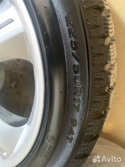 Hankook Winter I'Pike 225/50 R17 94T