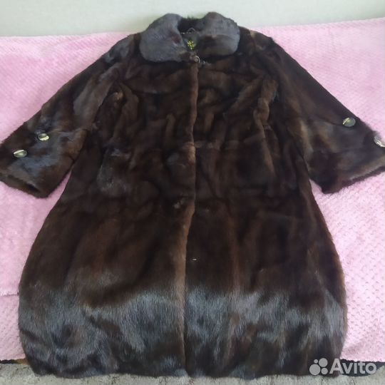 Продам норковую шубу