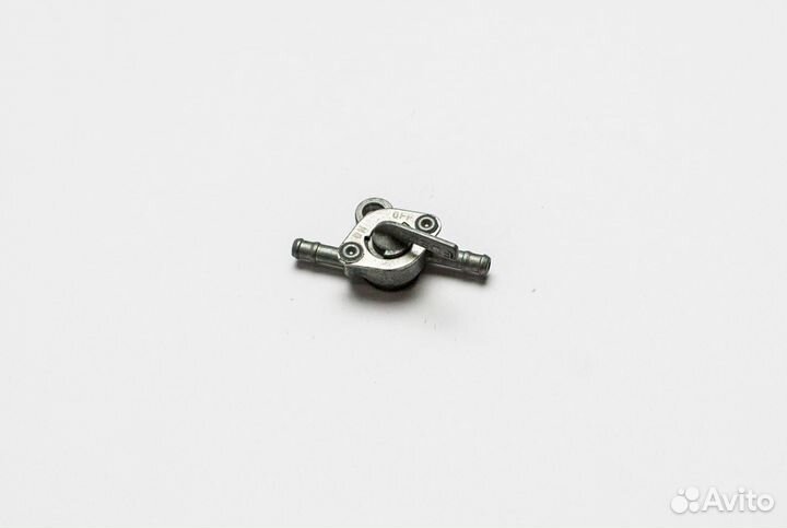 Кран топливный механический универсальный