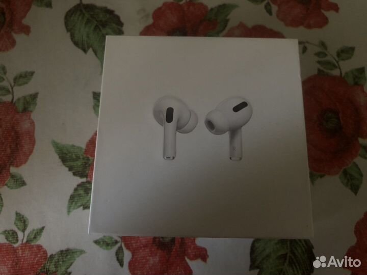 Airpods про