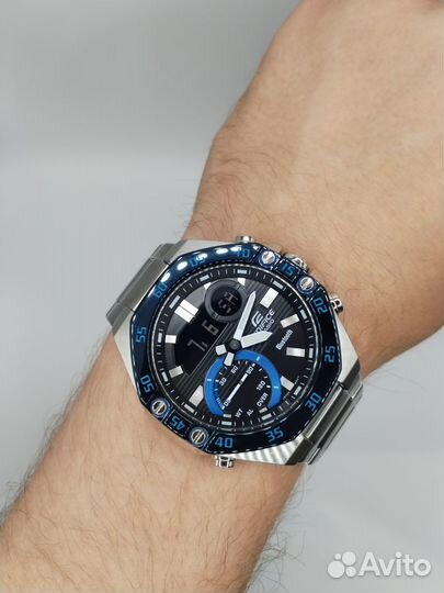 Мужские наручные часы Casio Edifice ECB-10DB-1B