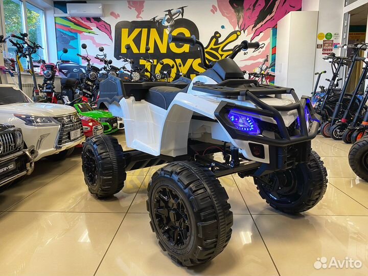 Квадроцикл Grizzly Next 4WD с пультом управления