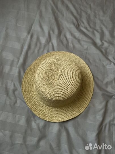 Соломенная шляпа женская
