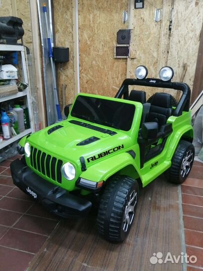 Детский электромобиль jeep