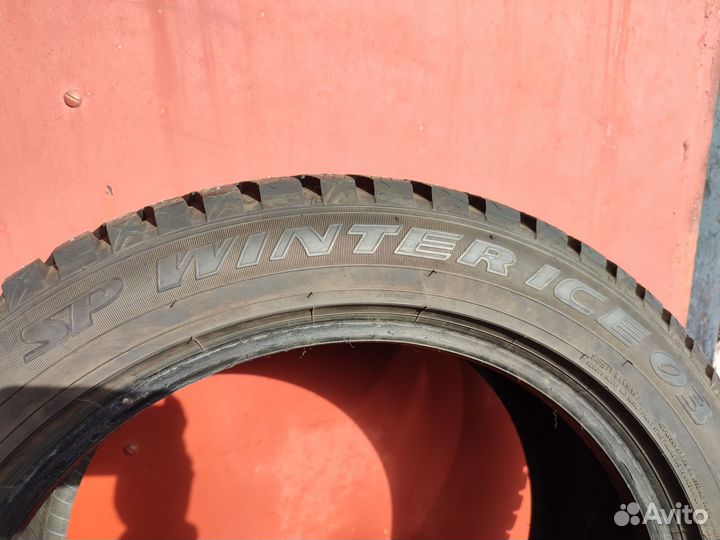 Dunlop SP Winter Ice 03 235/50 R18 101