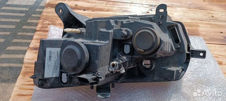 Фара renault logan