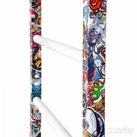 Шведская Стенка Стикербомбинг