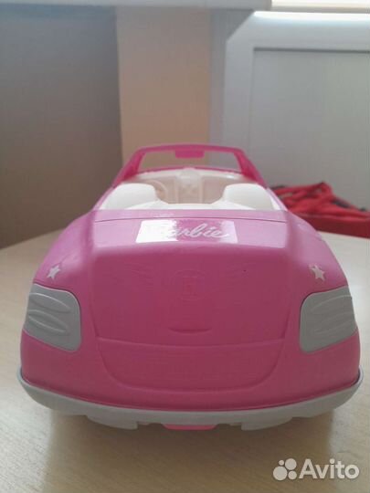 Игрушечная машина